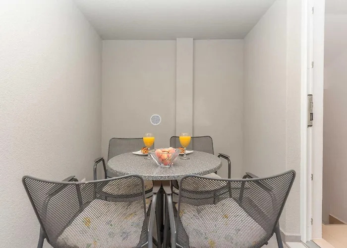 M&a 2 * ماكارسكا