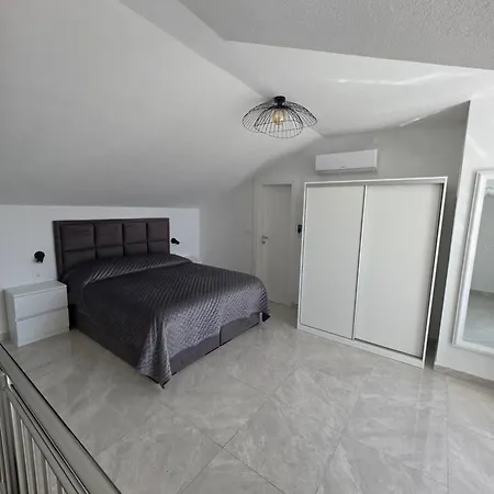 M&a 2 * Makarska