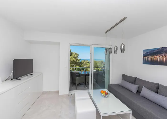 M&a 2 公寓 马卡尔斯卡