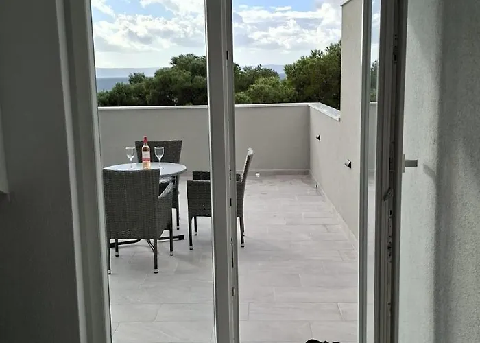 M&a 2 * Makarska