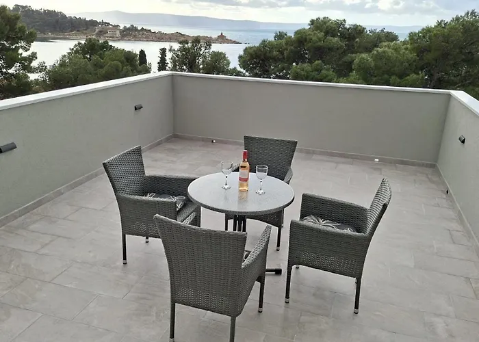 M&a 2 * Makarska