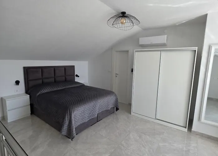 M&a 2 * Makarska