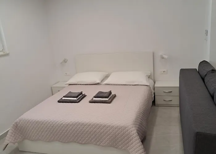 M&a 2 Apartment