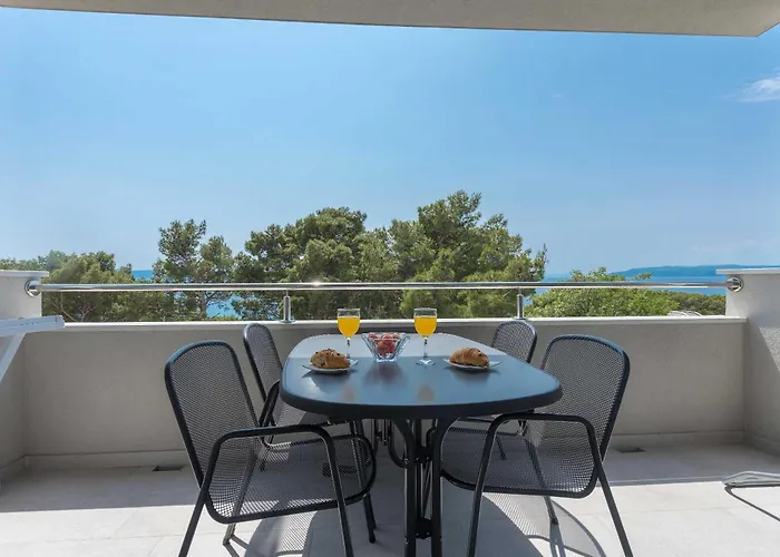 M&a 2 Apartment *