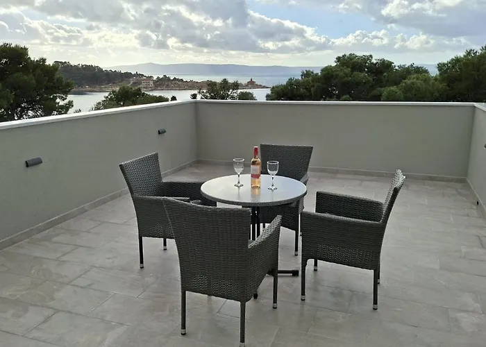 M&a 2 * Makarska