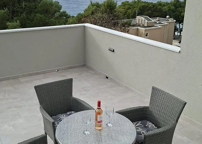 Apartment M&a 2 *