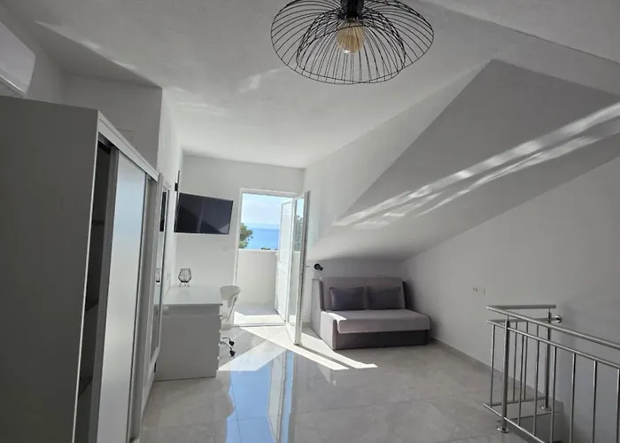 Apartment M&a 2 *