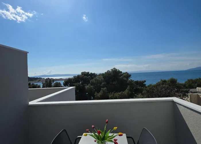 M&a 2 Makarska