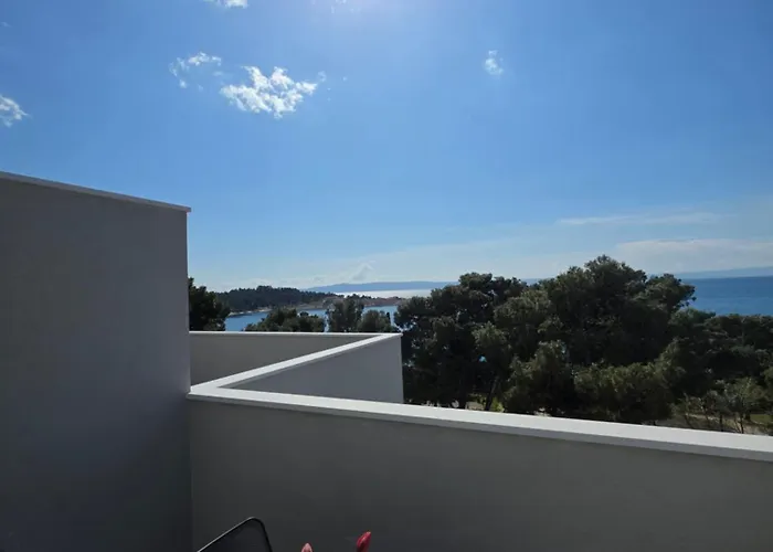 M&a 2 Makarska
